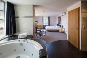 Hotels L'auberge Du Cheval Blanc et Spa : Suite Deluxe