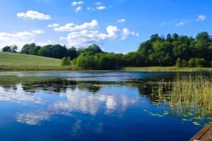 Apartment for two only 20 m from Boruja Lake in Rekowo