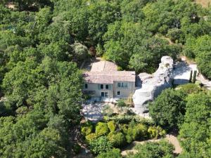 Mas à Gordes avec piscine et vue incroyable à 800 m du village