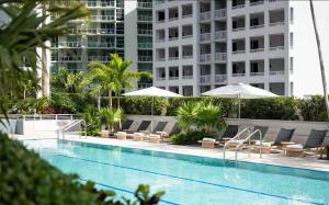 Luxury Brickell 3BD Free Parking - Pool - Bay View