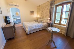 Maisons d'hotes Le Relais De Pigasse : Chambre Double 1