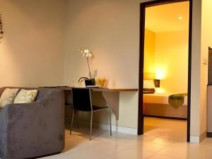 Eazy Suite Legian