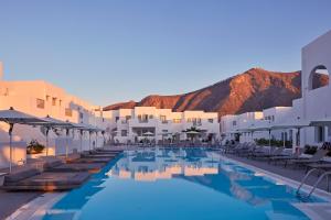 Aqua Blue Beach Hotel Santorini Greece