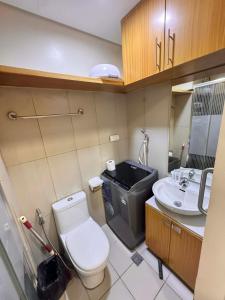 Kitty Breeze Staycation