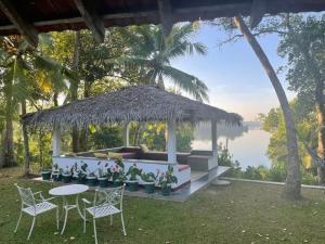 Cinnamon lodge rooms