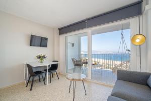Holidays P11 Sea View WiFi