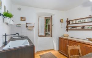 Stunning Home In Groznjan With Wifi