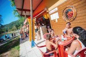 Campings Camping Base de Loisirs du Lac de la Moselotte : photos des chambres