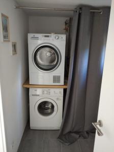 Schöne EG Wohnung mit Terrasse