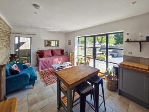 The Potting Shed - Uk50810