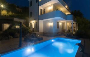 Beautiful Home In Podstrana