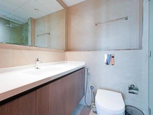 Spacious 2-Bedroom Apartment in Al Furjan-802