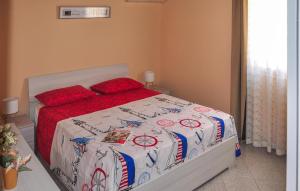 Cozy Home In Brucoli With Private Swimming Pool, Can Be Inside Or Outside