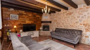 Villa Toni - Makarska by Villas Guide