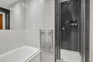 1-Bed- Close to O2 ExCeL & Canning Town Station