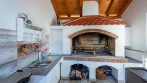 Apartman Lucija 4 by Villas Guide