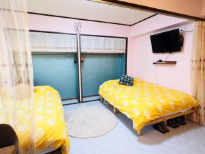 401 - Tokyo Ueno, 5 Min to Uguisudani Station, Entire Apartment for 4