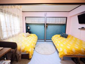 401 - Tokyo Ueno, 5 Min to Uguisudani Station, Entire Apartment for 4