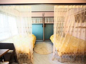 401 - Tokyo Ueno, 5 Min to Uguisudani Station, Entire Apartment for 4