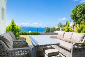 Villa Azure Heaven