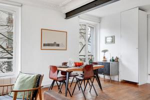 Hawkins Suite Park View in Paris