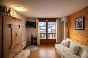 LEcrin des Myrtilles - Appartement cosy - Piscine et vue montagne - Alpes - Val dArly - Aravis et Beaufortain