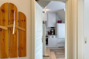 Friesenperle 11, Feldstraße