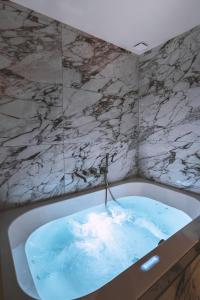 Suite Cognac - International Palace - Jacuzzi