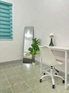 Minimalist Apartment with Parking