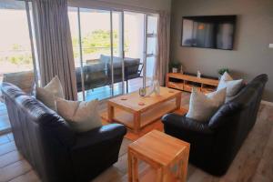 Long Island 51 Dolphin Coast