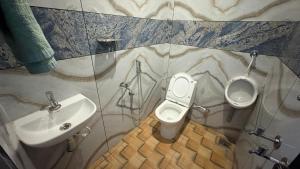 Munroe Mangrove Forest Lake Holidays Resorts