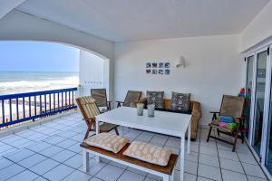 Santorini Beach Villa