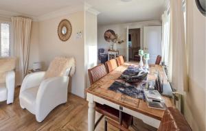 Nice Chalet In Putten