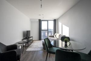 Convenient 2 Bed Apartment in Central Birmingham