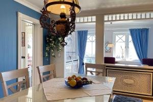 Haus an der Mittelbrücke, Sandwall