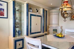 Haus an der Mittelbrücke, Sandwall