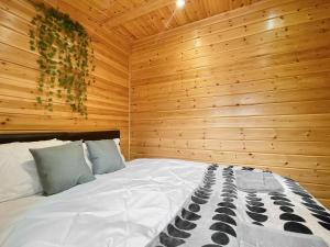 Magnolia Lodge-Uk46280