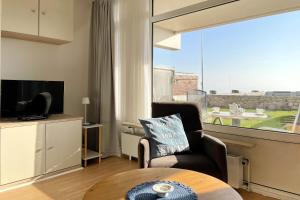 Klaar Kiming- Meerblick 1B, Sandwall