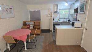 Applecross Cozy Base near River and Transport