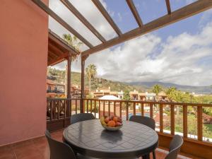 CHL La Mareta, cozy apartment with pool