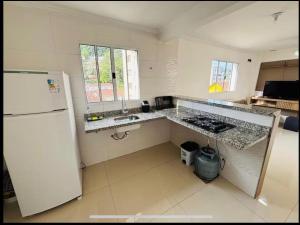 Cobertura Simples com Churrasqueira