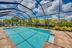 CoralVilla Modern Paradise - with pool, office, table tennis & football