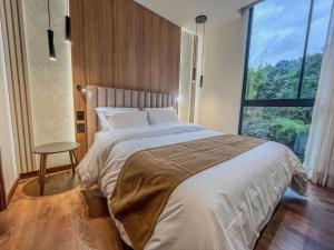 APT2226 TO3 - Modern 2BR 2Bed Country Suite El Retiro, Ant