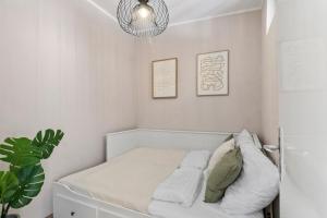 Modern 1-BR I Near Staatsoper