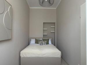 Modern and Spacious at Millennium City - 6 min to metro