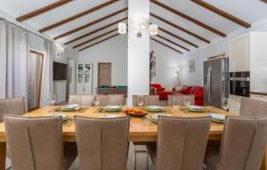 Vila Gostinjac 2 with pool Krk by Villas Guide