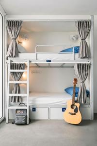 Transit POD Stay Near IGI Airport