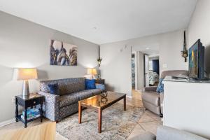 Bluewater Resort Unit 719 - Ocean View