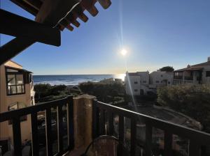 Apt neuf à 1 min de la mer à Sausset