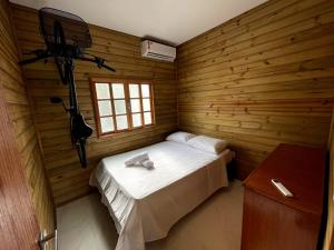 Casa com 03 dormitórios